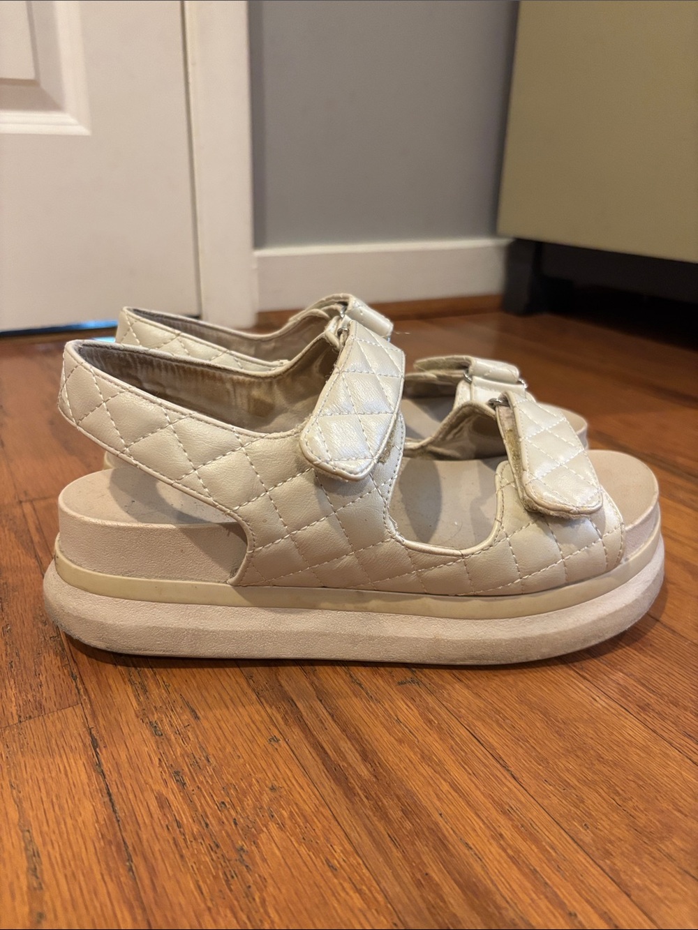 Journee Collection Quilted Cream Platform Hook-and-Loop Sandals